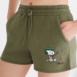 Aero Camp Snoopy Campfire Fleece Shorts